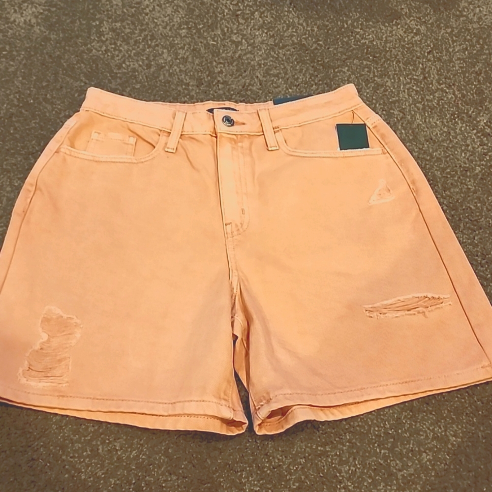 High Rise Bermuda shorts